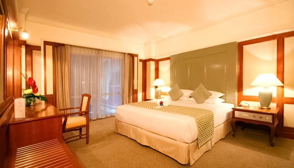 هتل بانکوک پالاس